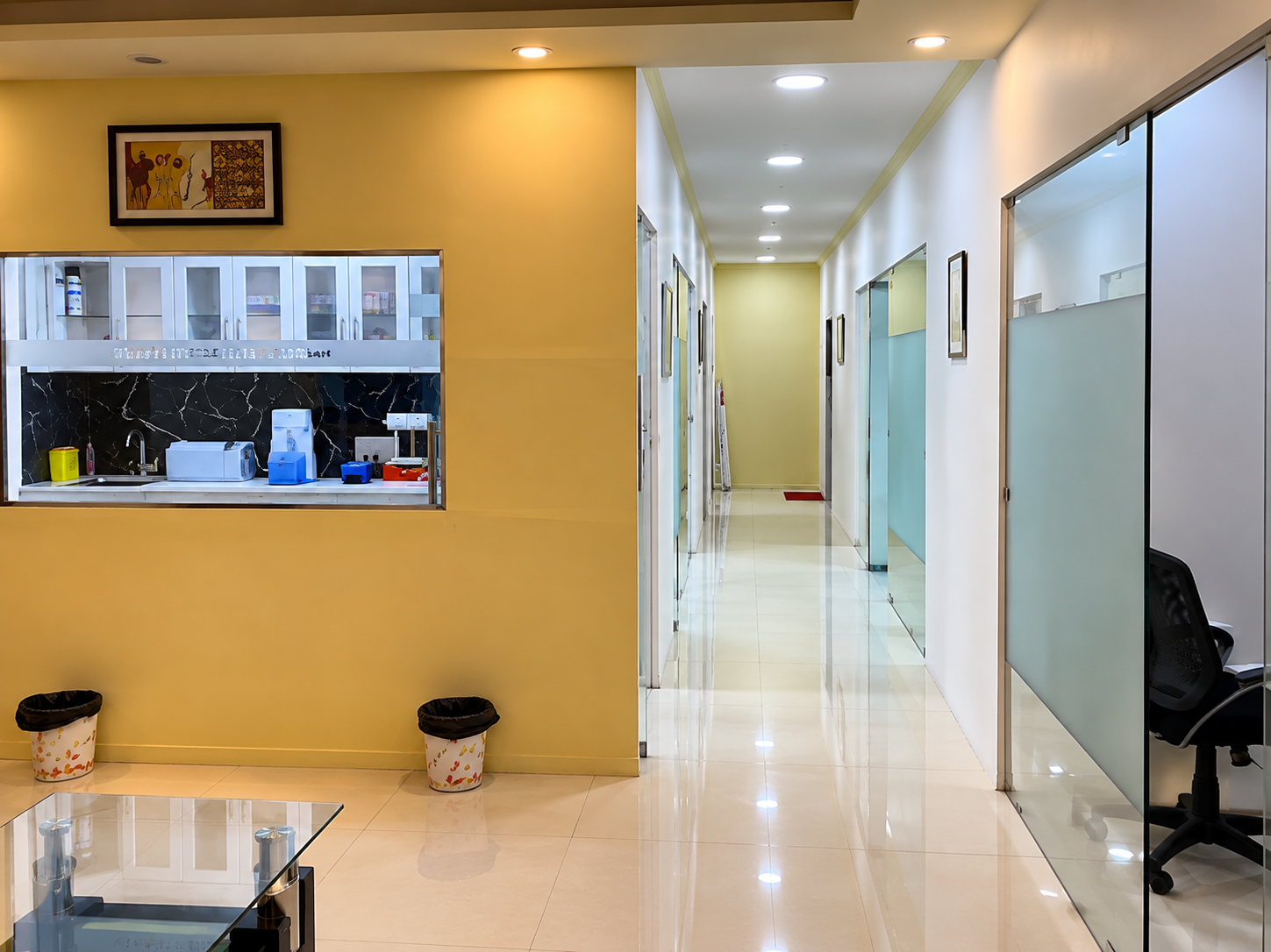 Dr.Pal's Multispeciality Dental Care interior photo 4